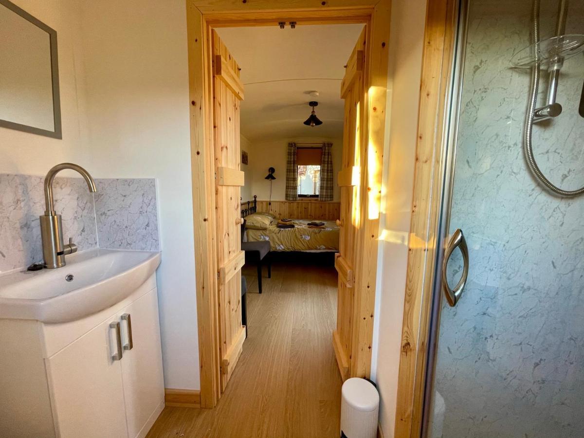 Per Ardua Shepherds Hut 포트 윌리엄 외부 사진