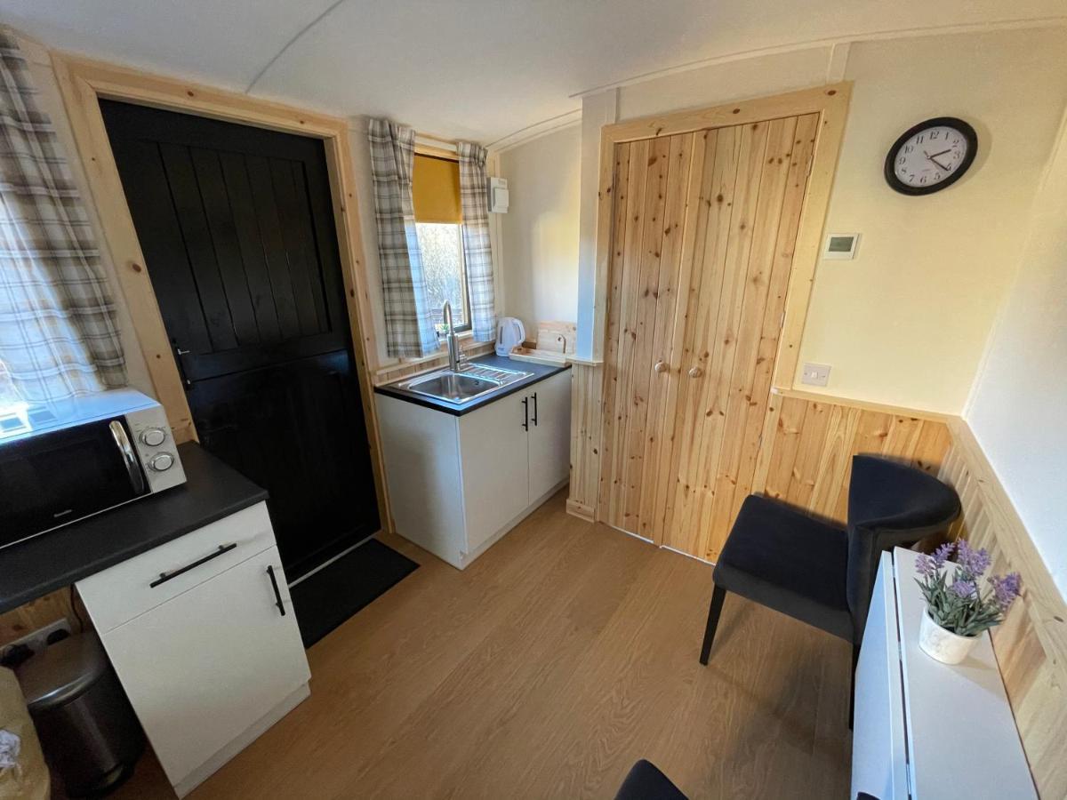 Per Ardua Shepherds Hut 포트 윌리엄 외부 사진